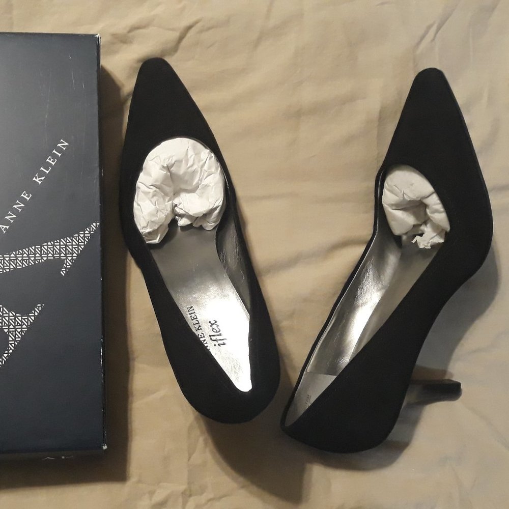 Classic black suede heels